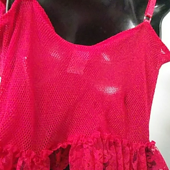 Lingerie - Picture 3 of 4